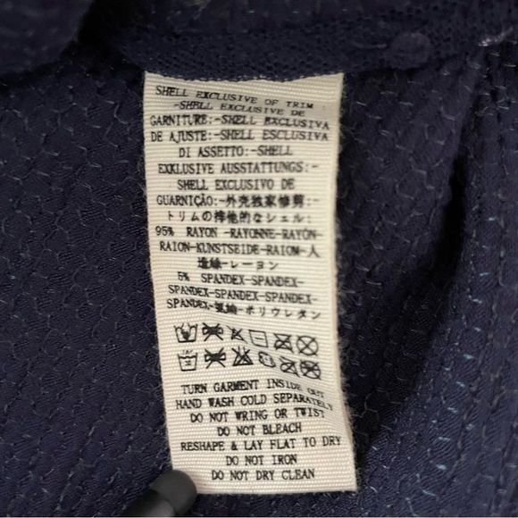 Free People We The Free Glitz It Reversible Sequin Top Blue Silver Blouse Sz XS - Picture 7 of 10